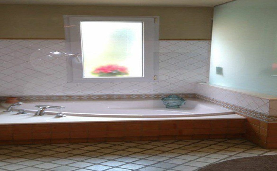 1170